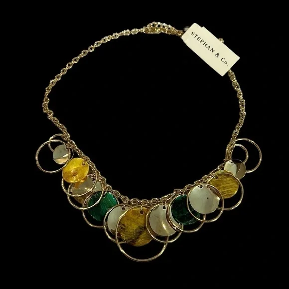 Stephan & Co. Gold Tone Metal & Shell Circle Charm Like Bangle Necklace - Picture 3 of 6